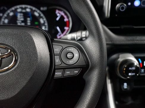 Certified 2023 Toyota RAV4 XLE FWD image 13