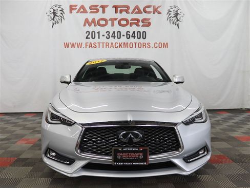 Used 2017 INFINITI Q60 3.0t w/ Premium Plus Package 3.0T image 2