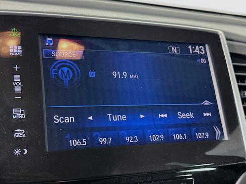 Used 2016 Honda Pilot EX image 21