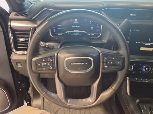 Used 2024 GMC Sierra 3500 Denali Ultimate AWD/4WD image 12