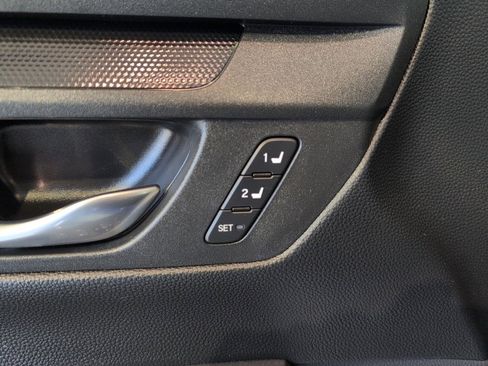 Used 2025 Honda CR-V Sport-L image 9