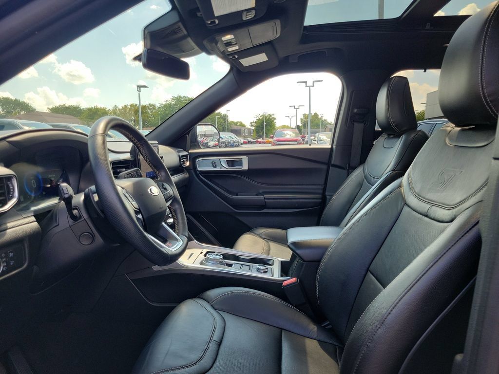Certified 2020 Ford Explorer ST AWD/4WD image 18