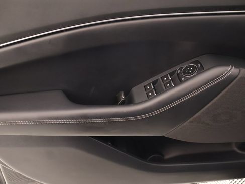 Used 2025 Ford Mustang Mach-E Select RWD image 14