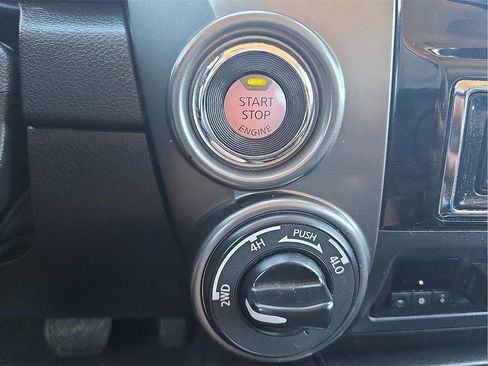 Used 2018 Nissan Titan Platinum Reserve w/ Platinum Utility Package image 17