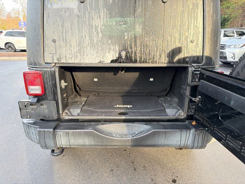 Used 2016 Jeep Wrangler Sport w/ Quick Order Package 24S image 21