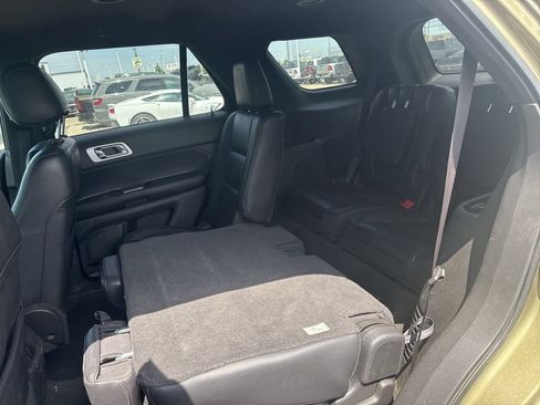 Used 2013 Ford Explorer XLT AWD/4WD image 19