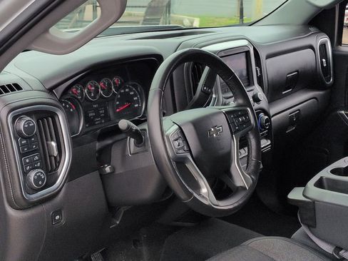 Used 2020 Chevrolet Silverado 1500 RST AWD/4WD image 11