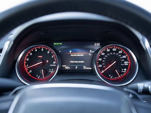 Used 2019 Toyota Camry XSE image 23