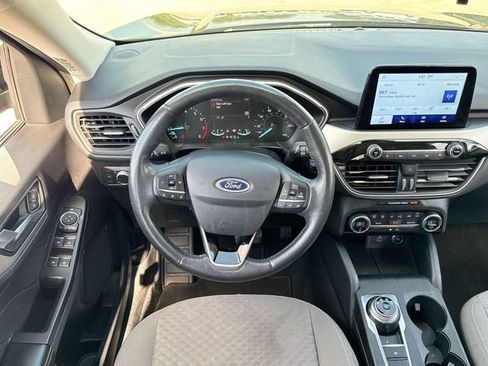Used 2021 Ford Escape SE w/ SE Sport Appearance Package FWD image 14