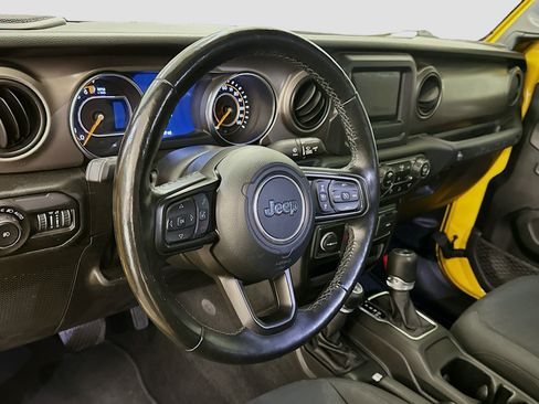 Used 2021 Jeep Wrangler Sport AWD/4WD image 18