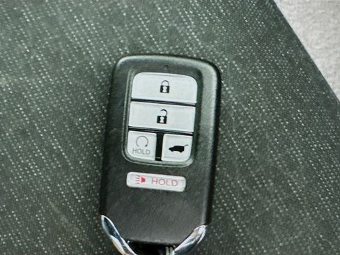 Used 2019 Honda Passport Sport image 37