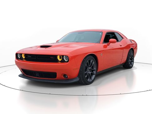 Used 2023 Dodge Challenger R/T Scat Pack w/ Plus Package image 4
