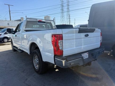 Used 2020 Ford F250 XL w/ Power Equipment Group RWD image 4