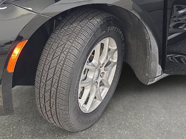 Used 2024 Chrysler Pacifica Touring-L FWD image 31