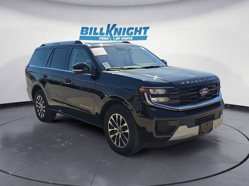 Used 2025 Ford Expedition Platinum AWD/4WD image 7