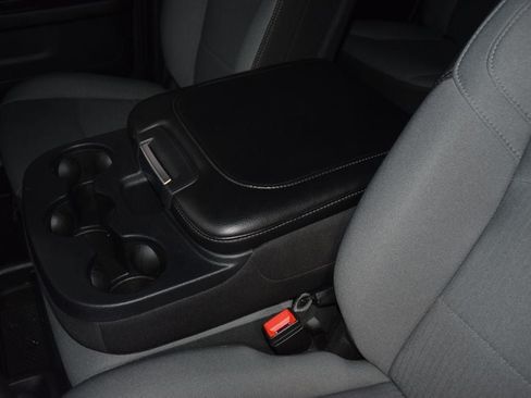 Used 2024 RAM 4500 Tradesman w/ Convenience Group AWD/4WD image 35
