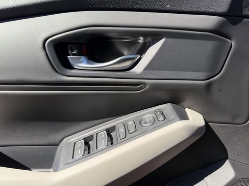 Used 2026 Honda Accord SE image 18