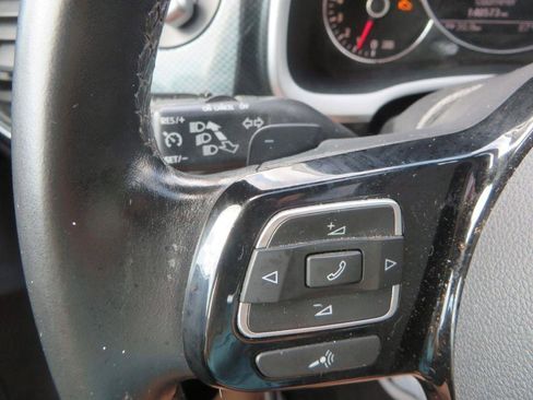 Used 2012 Volkswagen Beetle Turbo FWD image 15
