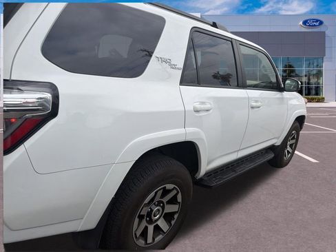 Used 2022 Toyota 4Runner TRD Off-Road Premium AWD/4WD image 3