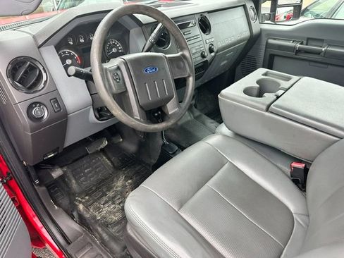 Used 2012 Ford F250 XL w/ PWR Equipment Group AWD/4WD image 3