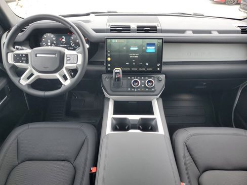 Used 2026 Land Rover Defender 110 X-Dynamic SE AWD/4WD image 28