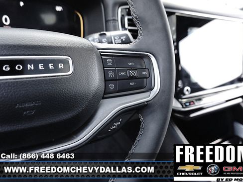 Used 2023 Jeep Wagoneer Series II image 22