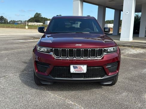 New 2025 Jeep Grand Cherokee Laredo X image 3