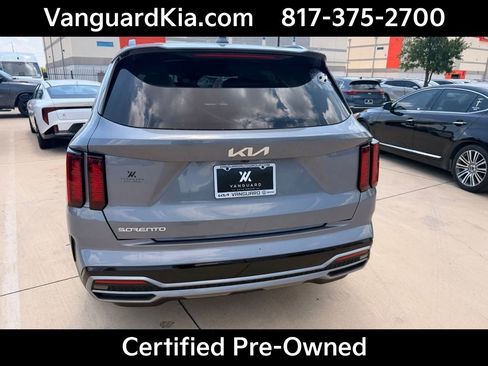 Certified 2023 Kia Sorento S FWD image 3