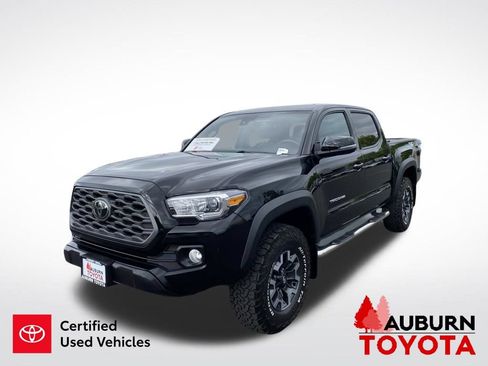 Used 2023 Toyota Tacoma TRD Off-Road AWD/4WD image 4