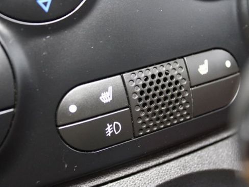 Used 2015 FIAT 500 Abarth w/ Beats Audio Package image 17