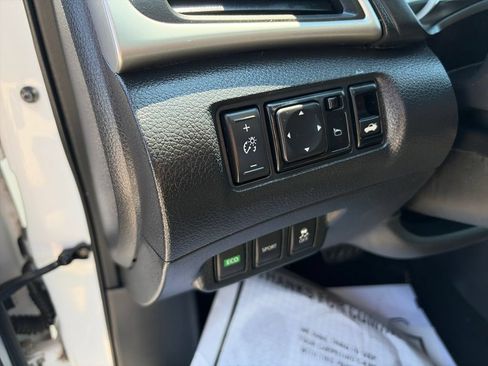 Used 2018 Nissan Sentra SR Turbo w/ SR Midnight Edition Package FWD image 20