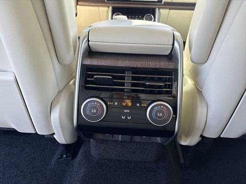 Certified 2023 Land Rover Range Rover SE AWD/4WD image 16