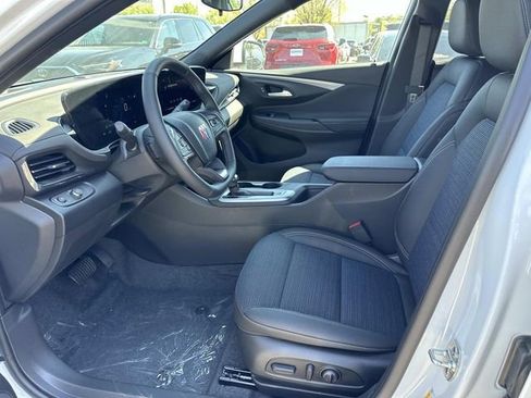 New 2026 Buick Envista Preferred w/ Convenience I Package FWD image 9