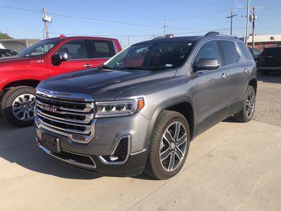 Used 2020 GMC Acadia SLT w/ Driver Alert Package II