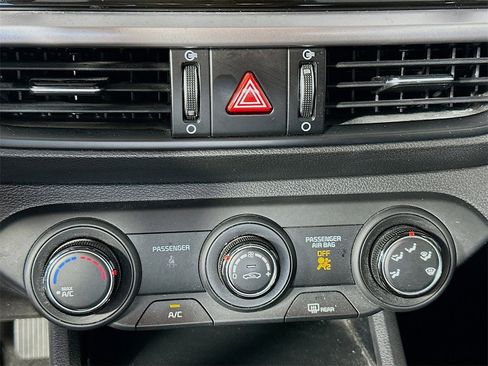 Used 2020 Kia Forte LXS image 15