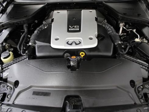 Used 2015 INFINITI Q50 w/ Moonroof Package RWD image 24