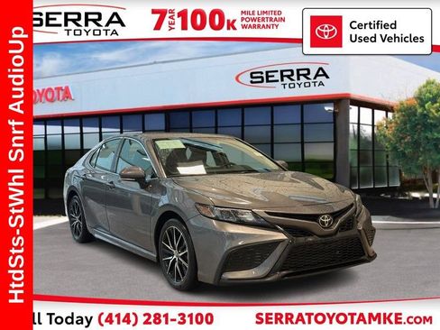 Used 2024 Toyota Camry SE w/ Cold Weather Package FWD image 1