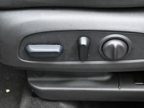 Used 2024 Chevrolet TrailBlazer RS w/ Convenience Package image 10