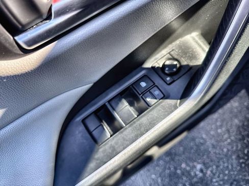 Used 2020 Toyota RAV4 XLE image 22