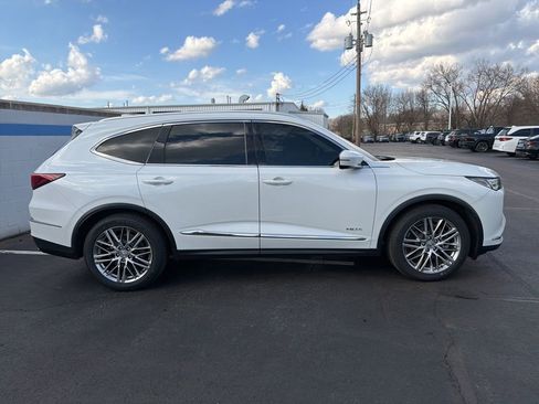 Used 2022 Acura MDX SH-AWD w/ Advance Package image 6