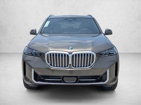 Certified 2026 BMW X5 sDrive40i image 2