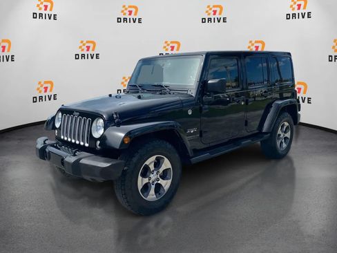 Used 2016 Jeep Wrangler Unlimited Sahara w/ Connectivity Group AWD/4WD image 1