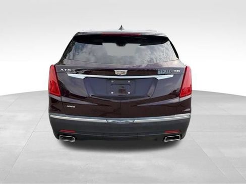 Used 2017 Cadillac XT5 Premium Luxury w/ Driver Assist Package AWD/4WD image 9