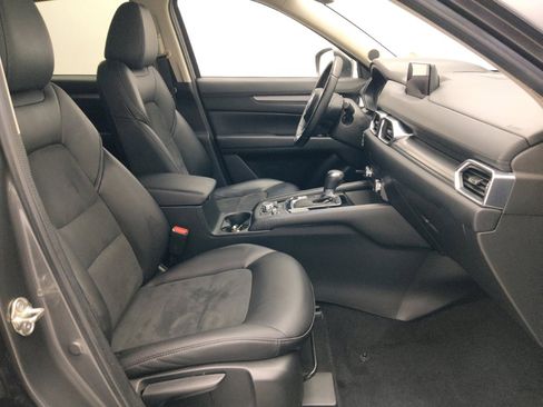 Used 2018 MAZDA CX-5 Touring w/ Preferred Equipment Package FWD image 21