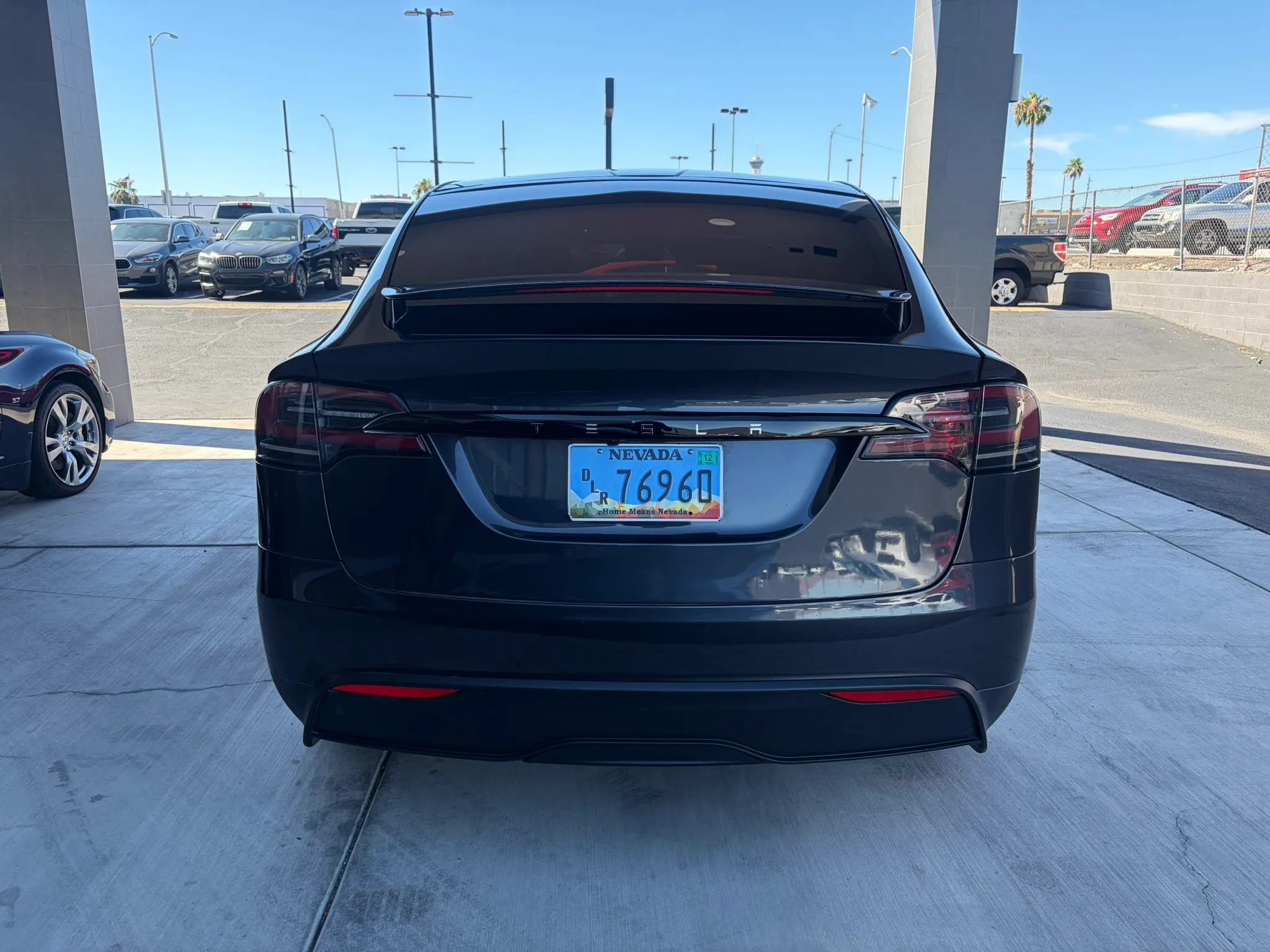Used 2024 Tesla Model X AWD/4WD image 7