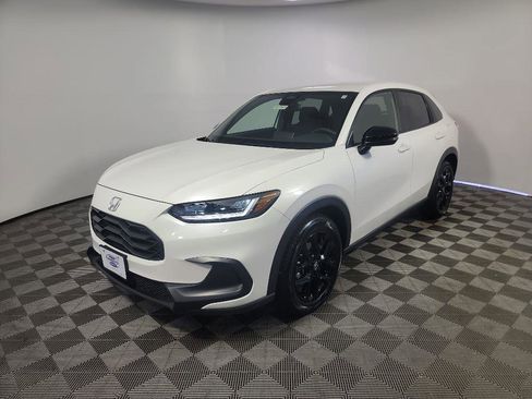 Certified 2025 Honda HR-V Sport image 12