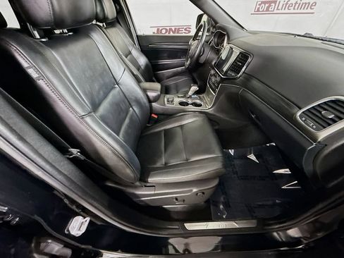Used 2021 Jeep Grand Cherokee Limited AWD/4WD image 30