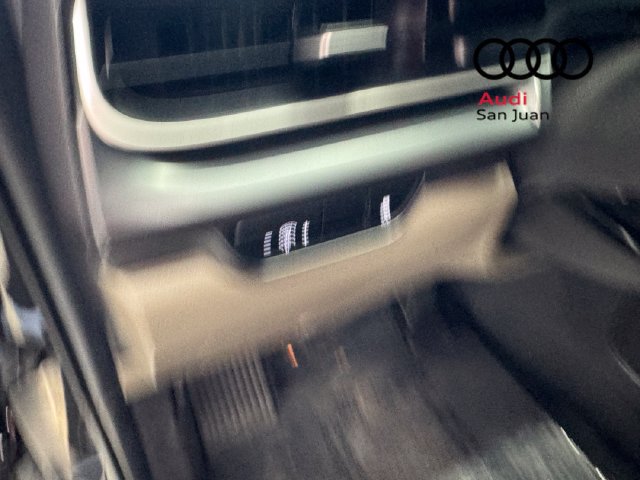 Used 2026 Kia Carnival FWD image 31