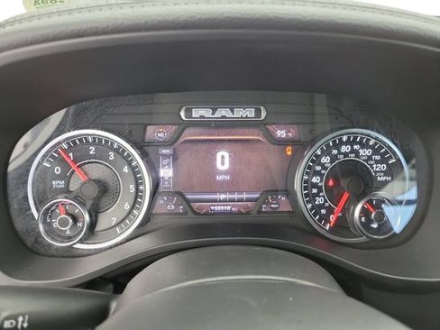 Used 2025 RAM 1500 Laramie AWD/4WD image 24