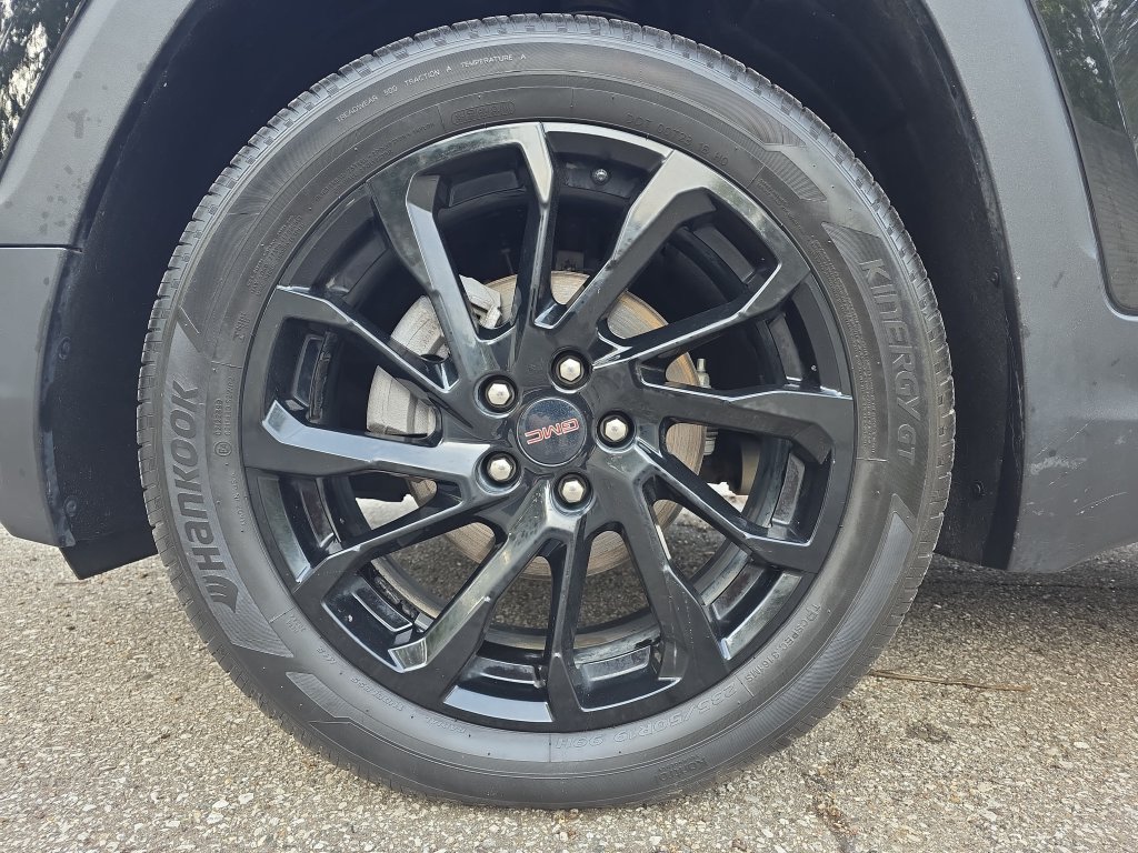 Used 2023 GMC Terrain SLT w/ Tech Package AWD/4WD image 35